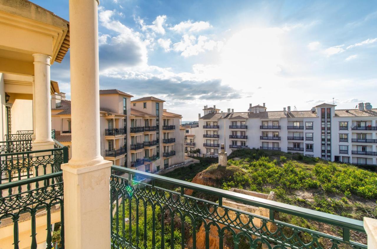 Oura Sunrise III Apartment - Sea View & Oura Beach & Top Location Албуфейра Екстер'єр фото