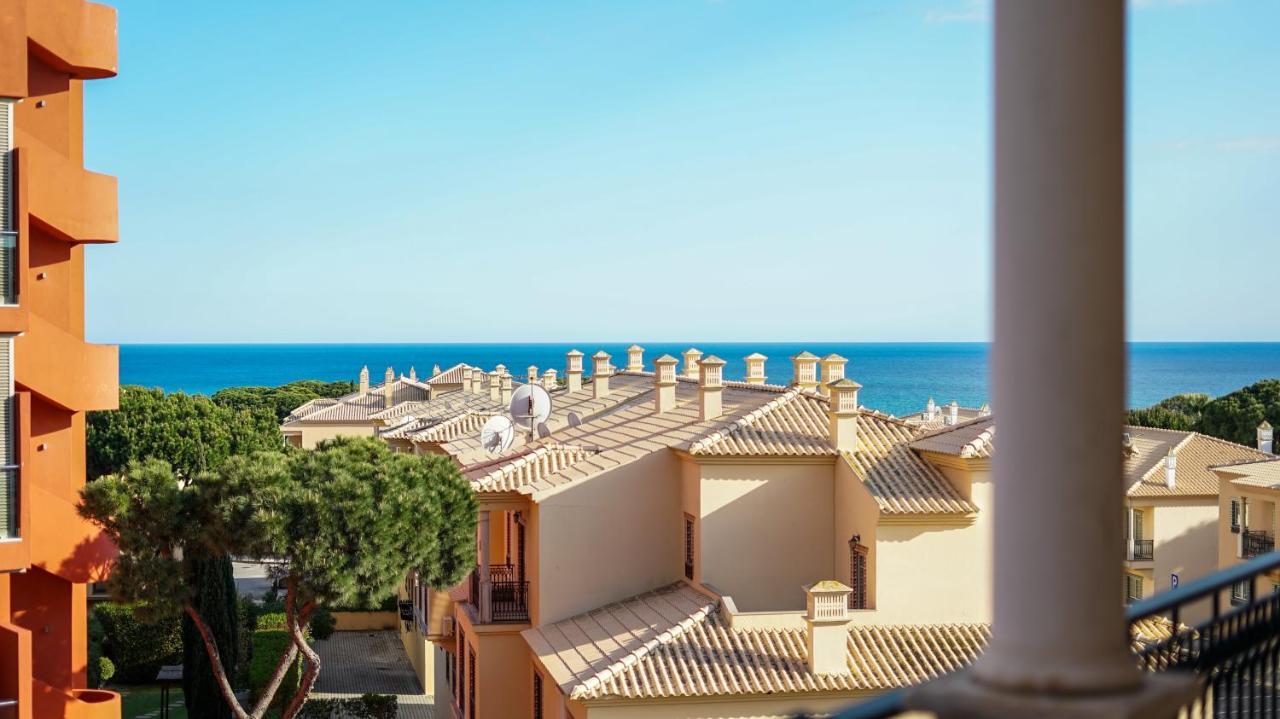 Oura Sunrise III Apartment - Sea View & Oura Beach & Top Location Албуфейра Екстер'єр фото